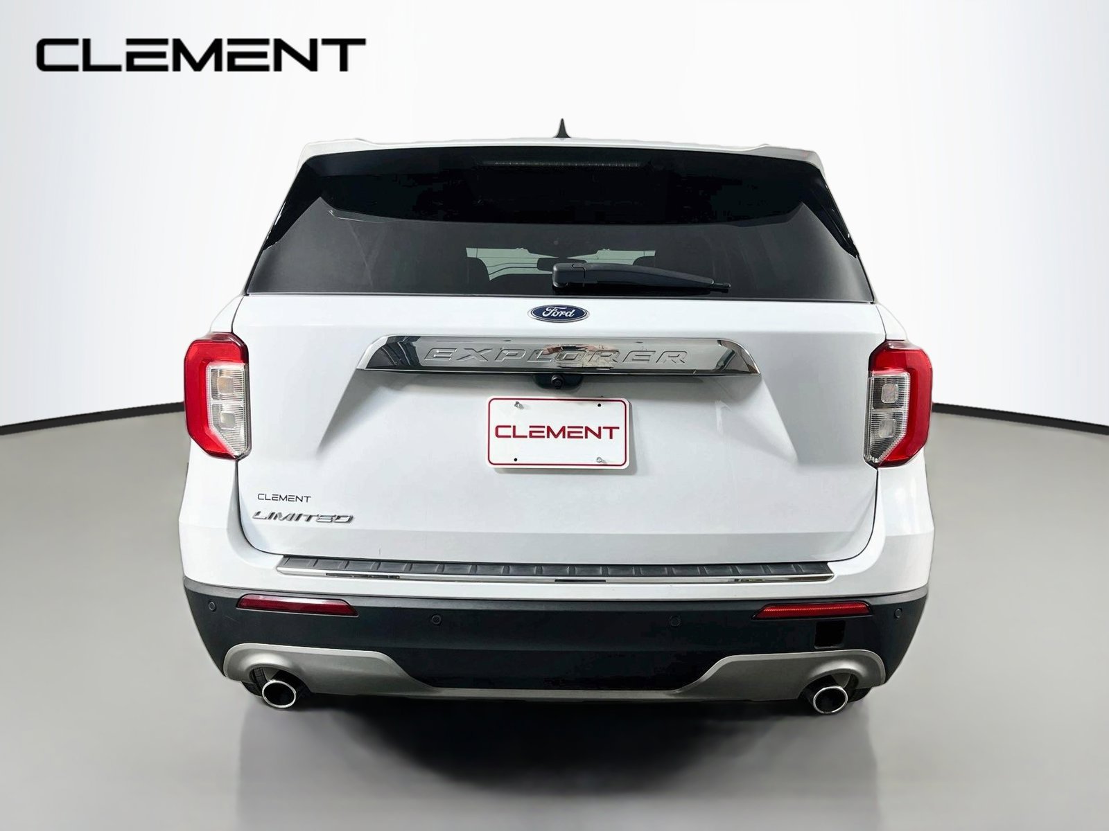 Used 2023 Ford Explorer Limited w/ Equipment Group 301A RWD image 8