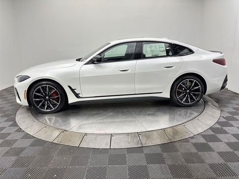 New 2026 BMW i4 xDrive40i w/ M Sport Package AWD/4WD image 16