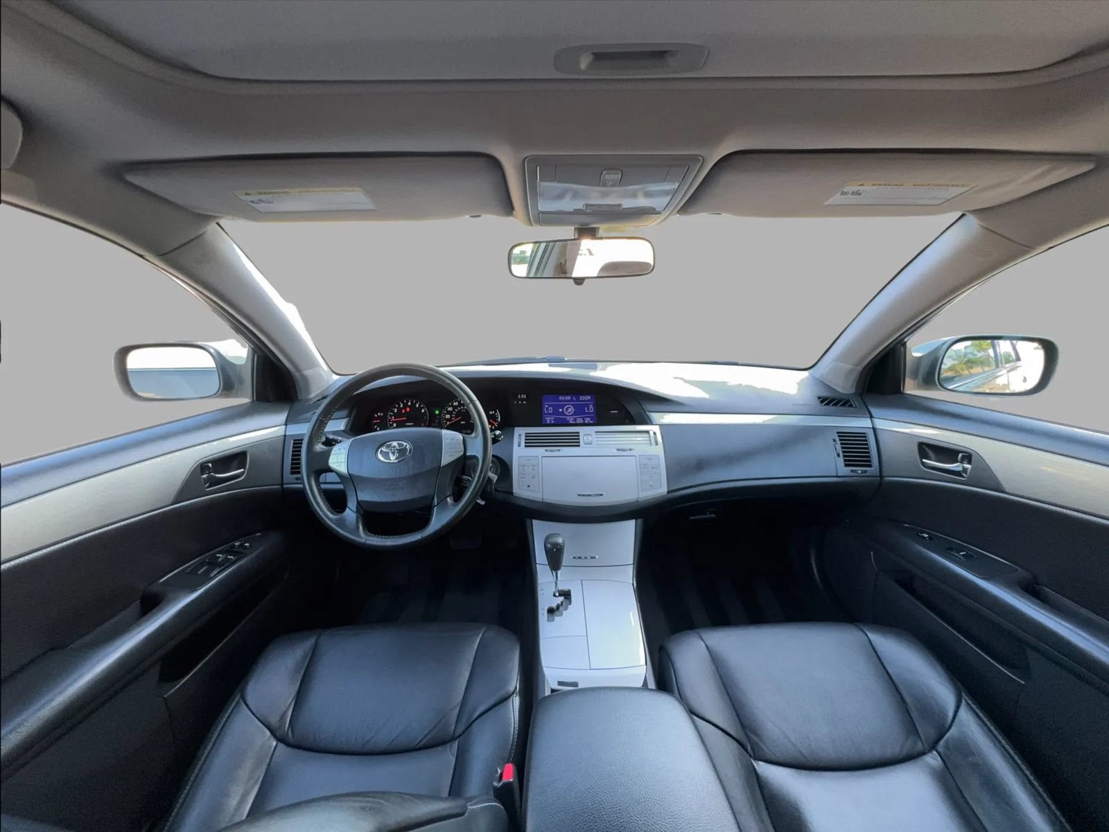 Used 2005 Toyota Avalon Touring FWD image 35