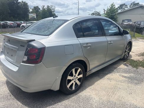 Used 2012 Nissan Sentra 2.0 SR w/ Special Edition Pkg FWD image 6