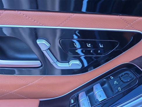 Certified 2022 Mercedes-Benz S 580 S 580 image 11