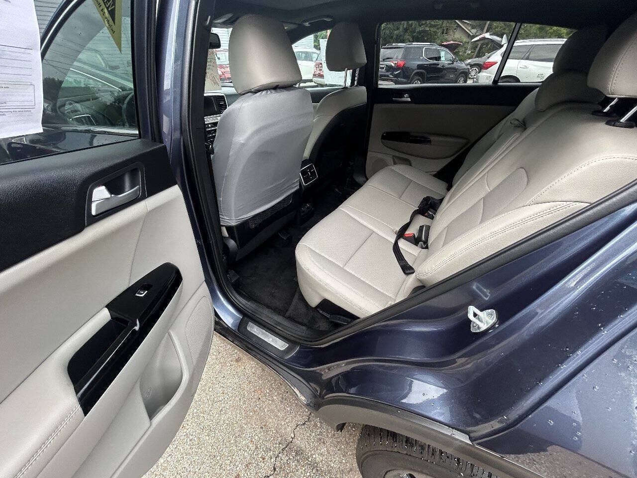Used 2020 Kia Sportage S w/ S Premium Package FWD image 7