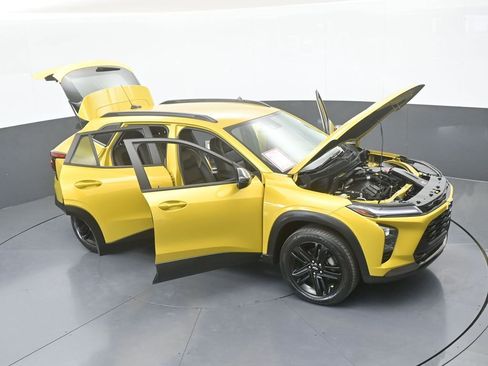 Used 2024 Chevrolet Trax ACTIV FWD image 68