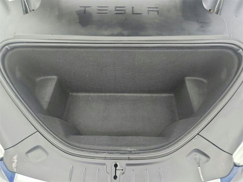 Used 2017 Tesla Model S 75D image 38