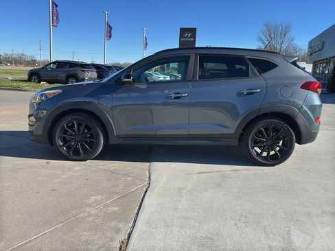 Used 2017 Hyundai Tucson Night image 4
