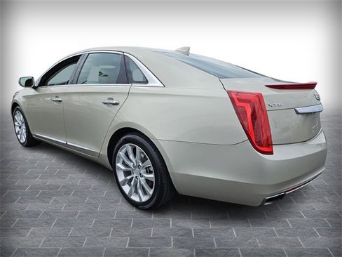 Used 2016 Cadillac XTS Luxury image 5