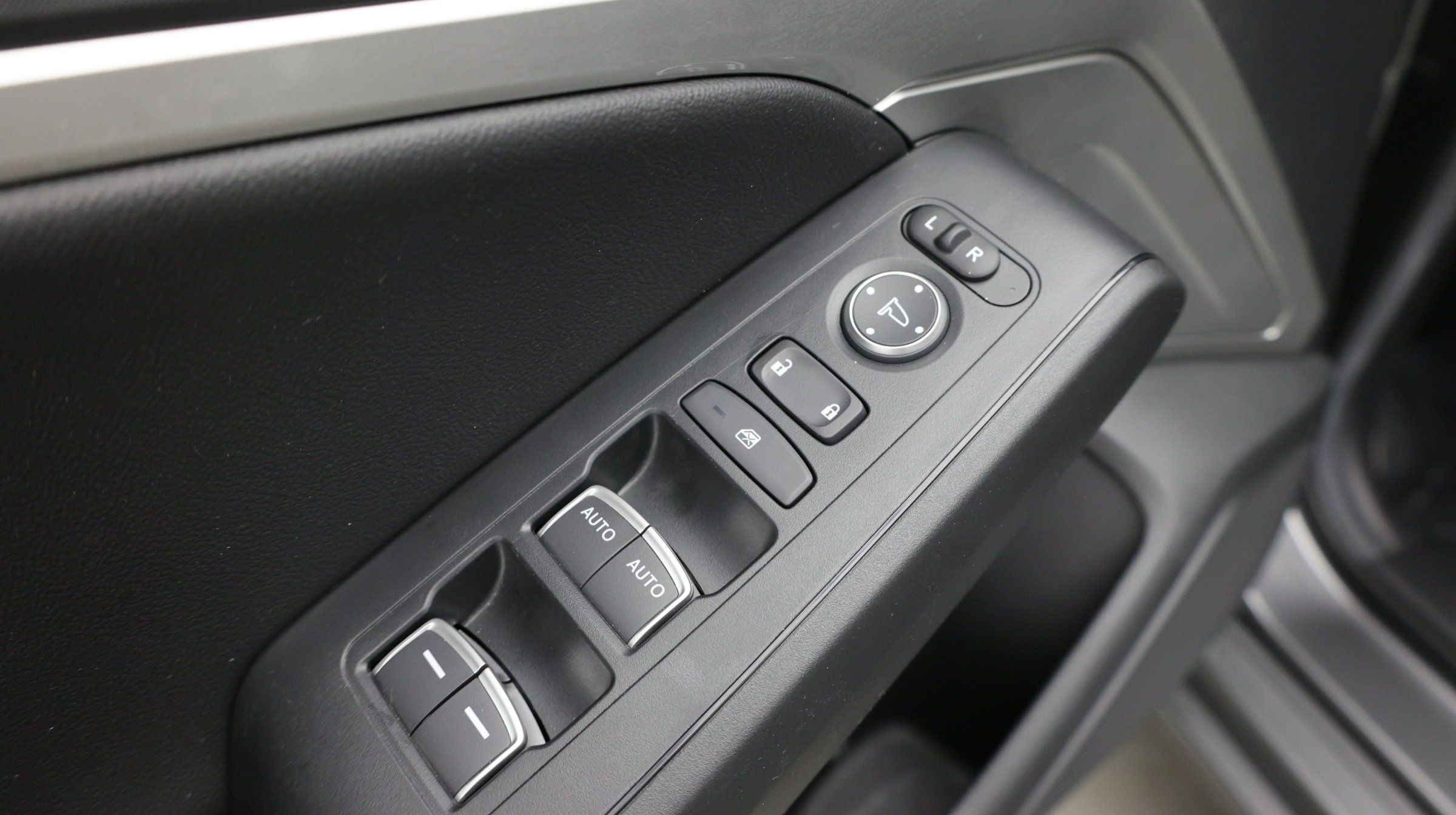 Used 2025 Acura Integra FWD image 17