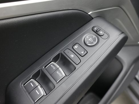 Used 2025 Acura Integra FWD image 17