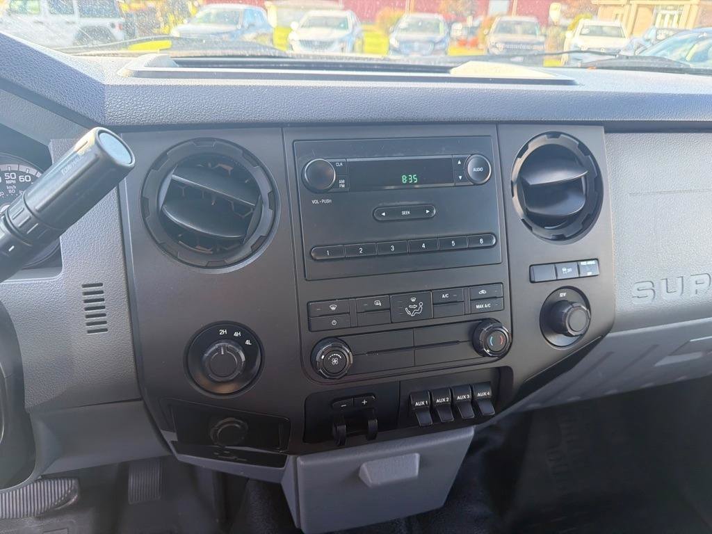 Used 2015 Ford F250 XL w/ Power Equipment Group AWD/4WD image 13