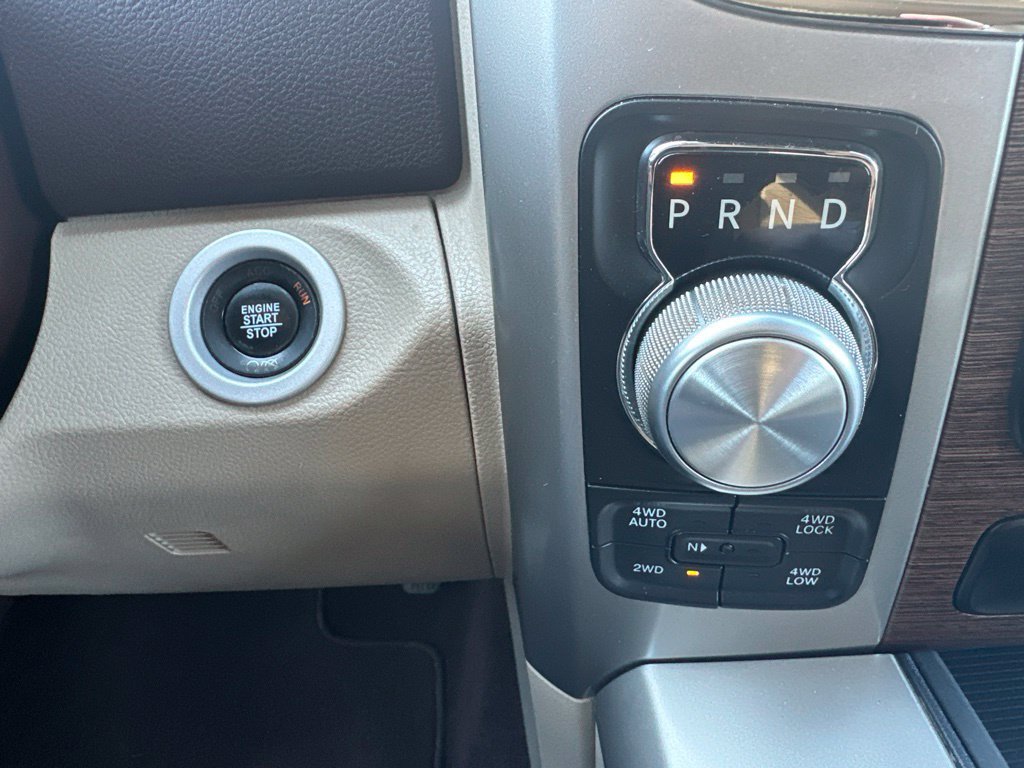 Used 2017 RAM 1500 Laramie w/ Convenience Group AWD/4WD image 46