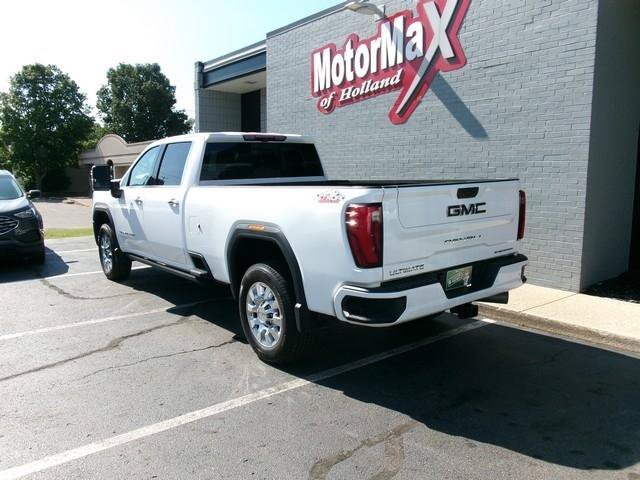 Used 2024 GMC Sierra 2500 Denali Ultimate AWD/4WD image 10