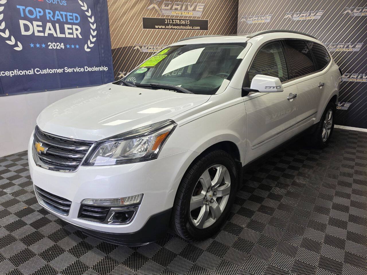 Used 2016 Chevrolet Traverse LTZ FWD image 1