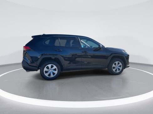 Used 2024 Toyota RAV4 LE image 8
