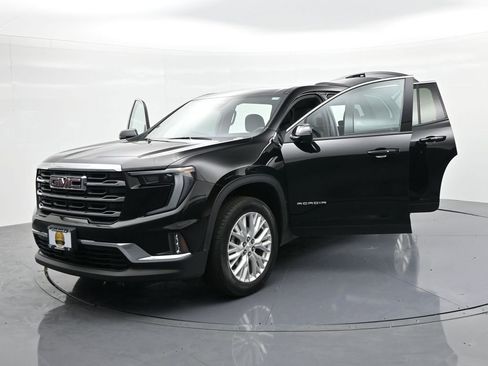 Used 2024 GMC Acadia Elevation image 28