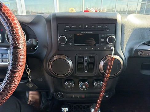 Used 2017 Jeep Wrangler Unlimited Sport w/ Quick Order Package 24S image 11