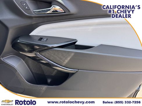 Used 2024 Chevrolet Trax LT w/ Driver Confidence Package FWD image 9