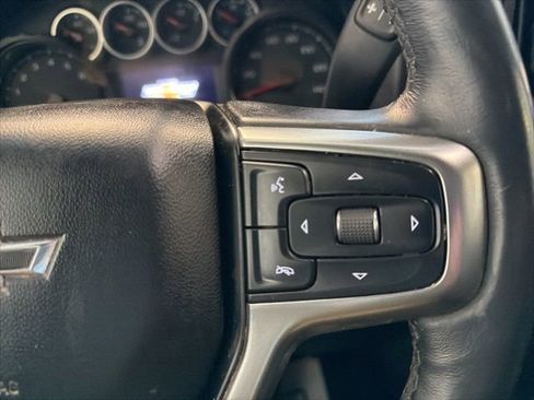 Used 2021 Chevrolet Silverado 1500 LT Trail Boss w/ Convenience Package II image 32
