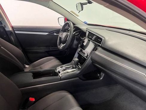Used 2018 Honda Civic EX image 11