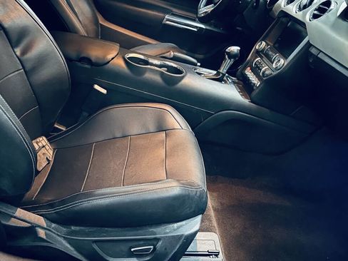 Used 2015 Ford Mustang Premium RWD image 20