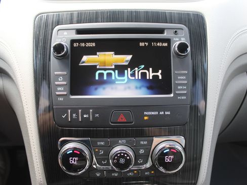 Used 2016 Chevrolet Traverse LT FWD image 29