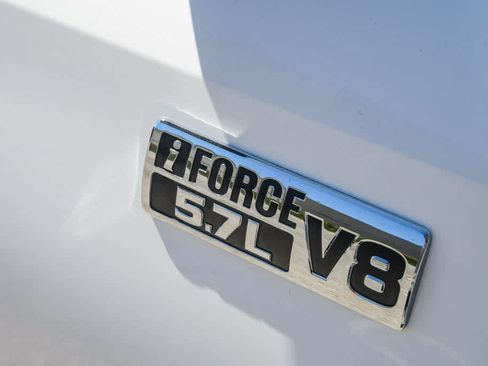 Used 2014 Toyota Tundra SR5 w/ SR5 Upgrade Package RWD image 27