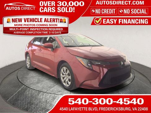 Used 2021 Toyota Corolla LE image 1