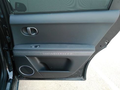 Used 2025 Hyundai Ioniq 5 Limited RWD image 24