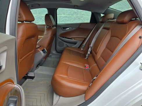 Used 2017 Chevrolet Malibu Premier w/ Premier Sun and Wheel Package FWD image 34