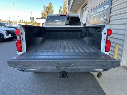 Used 2024 Chevrolet Silverado 3500 LT image 14