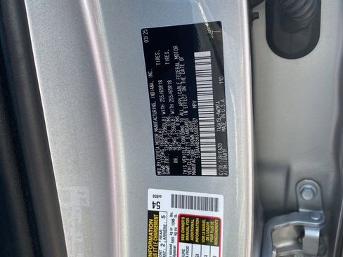 Used 2025 Toyota Grand Highlander AWD image 32