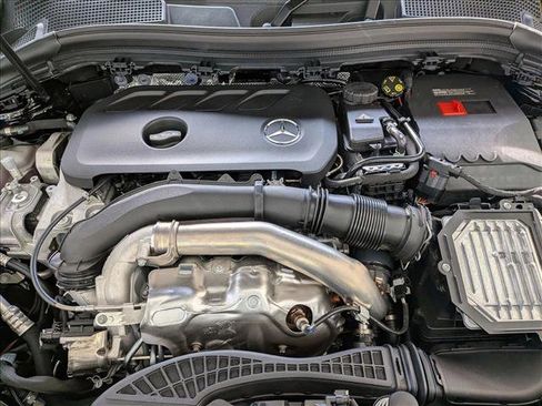 New 2026 Mercedes-Benz GLA 250 image 16