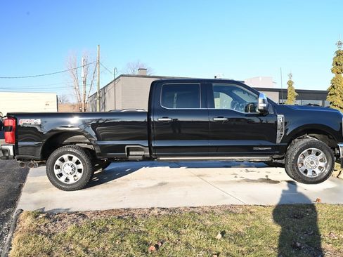 Used 2024 Ford F350 King Ranch image 4