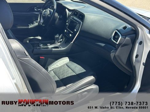 Used 2020 Nissan Maxima Platinum w/ Sport Mat Group FWD image 27
