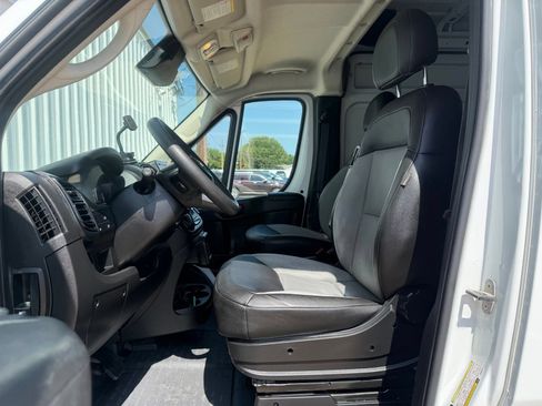 Used 2025 RAM ProMaster 3500 w/ Convenience Group FWD image 20