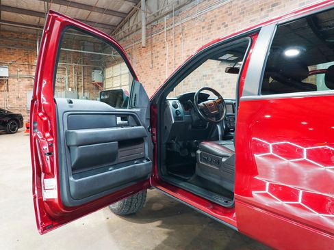 Used 2014 Ford F150 Raptor w/ Equipment Group 801A Luxury AWD/4WD image 31