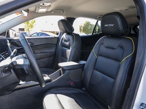 Used 2025 Chevrolet Trax ACTIV w/ Driver Confidence Package image 17