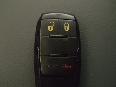 Used 2021 RAM 2500 Tradesman RWD image 32