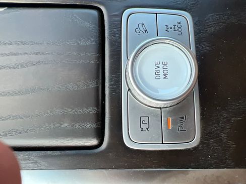 Used 2021 Genesis GV80 3.5T w/ Prestige Package 07 AWD/4WD image 16
