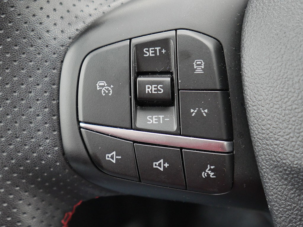 Used 2024 Ford Escape ST-Line w/ Tech Pack #1 AWD/4WD image 32