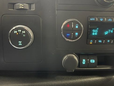 Used 2014 GMC Sierra 2500 SLE w/ HD SLE Premium Package image 20