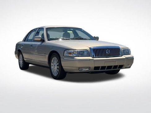 Used 2009 Mercury Grand Marquis LS RWD image 1