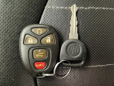 Used 2016 Buick Enclave Leather FWD image 32
