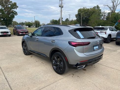 Certified 2025 Buick Envision Sport Touring image 5