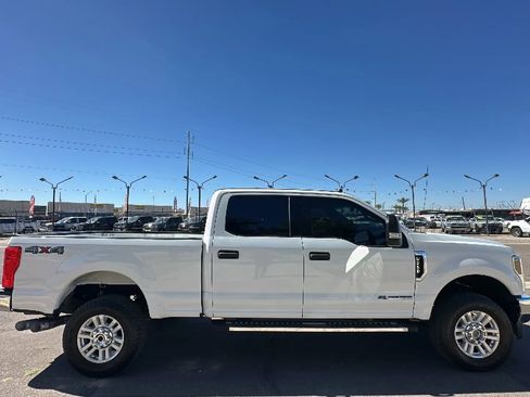 Used 2019 Ford F250 XLT w/ Snow Plow Prep Package image 5