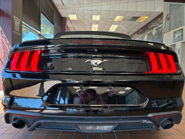 Used 2022 Ford Mustang Premium RWD image 10