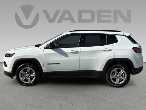 Used 2024 Jeep Compass Latitude image 6