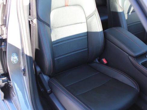 Used 2025 Nissan Sentra SR w/ SR Premium Package image 14