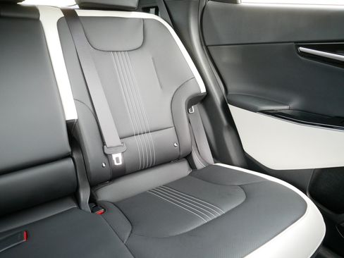 Certified 2023 Kia EV6 GT-Line AWD/4WD image 14