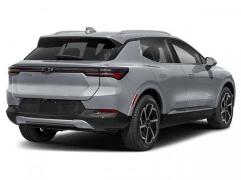 New 2026 Chevrolet Equinox EV LT image 2