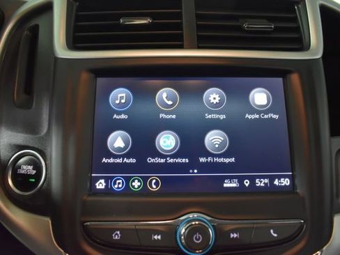 Used 2018 Chevrolet Sonic LT w/ Convenience Package image 19